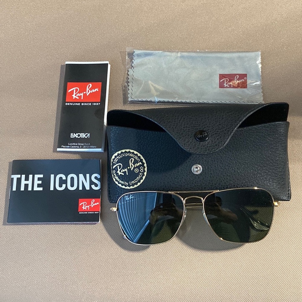 Ray Ban Caravan Sunglasses RB3136
